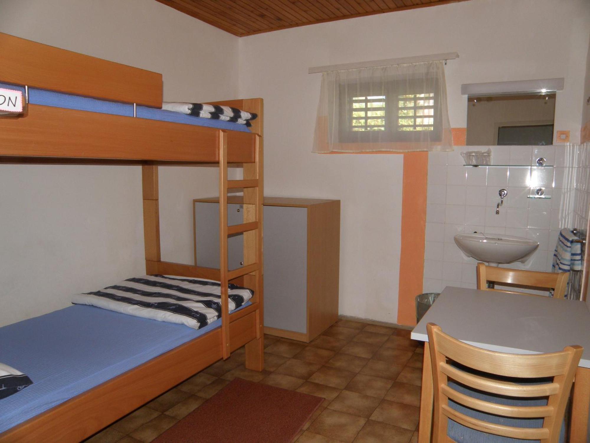 Hi Hostel Велі-Лошинь Екстер'єр фото