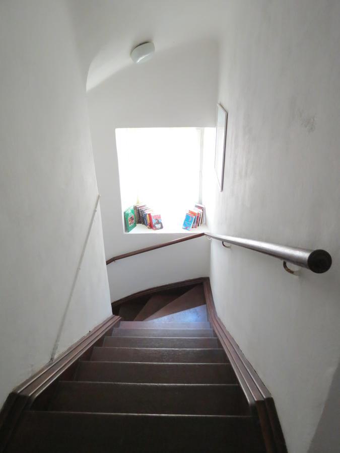 Hi Hostel Велі-Лошинь Екстер'єр фото