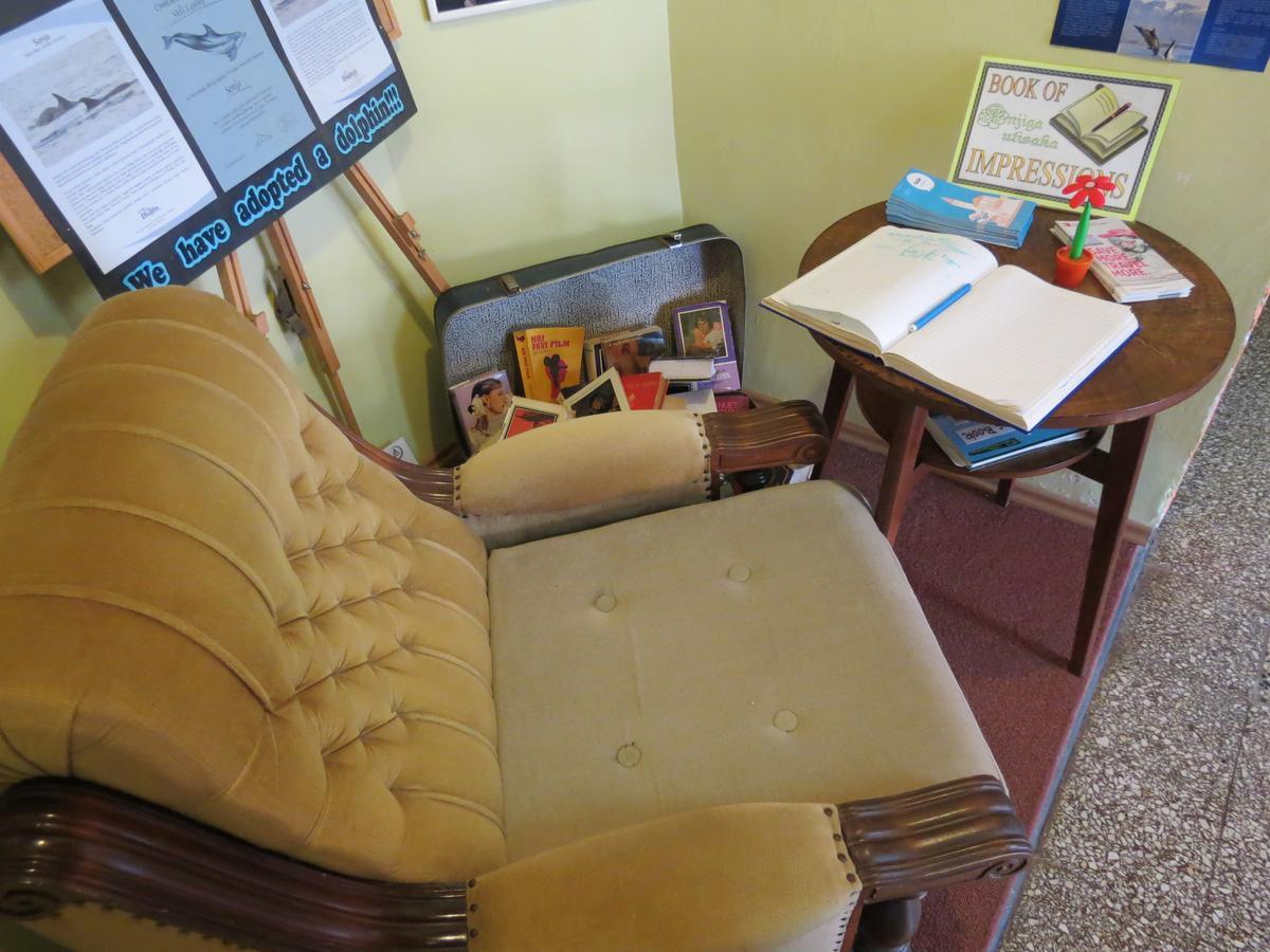 Hi Hostel Велі-Лошинь Екстер'єр фото