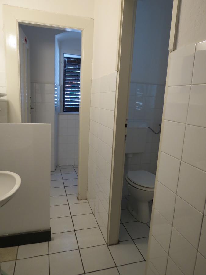 Hi Hostel Велі-Лошинь Екстер'єр фото